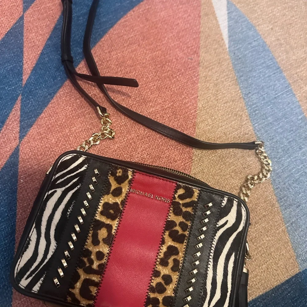 Jet Set Medium Calf Hair and Leather Camera Bag - Picture 3 of 6